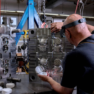 StelrayPlastics-102-102-1-1-1